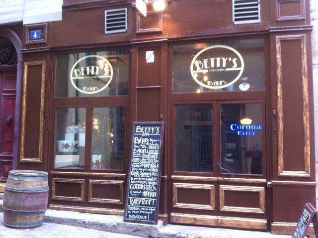 Betty's bar