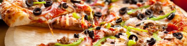 LE FOUR A PIZZA